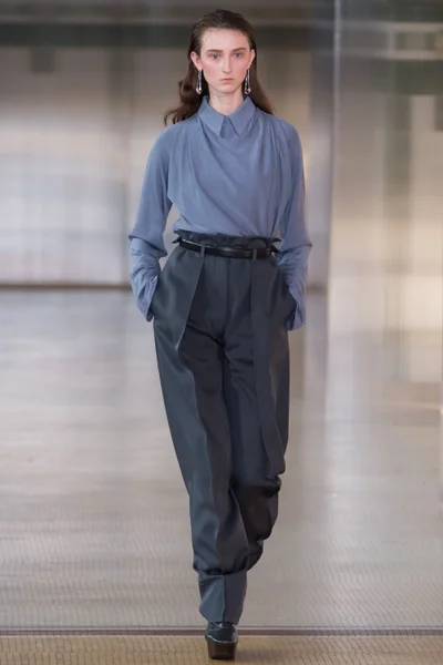 Look 9
